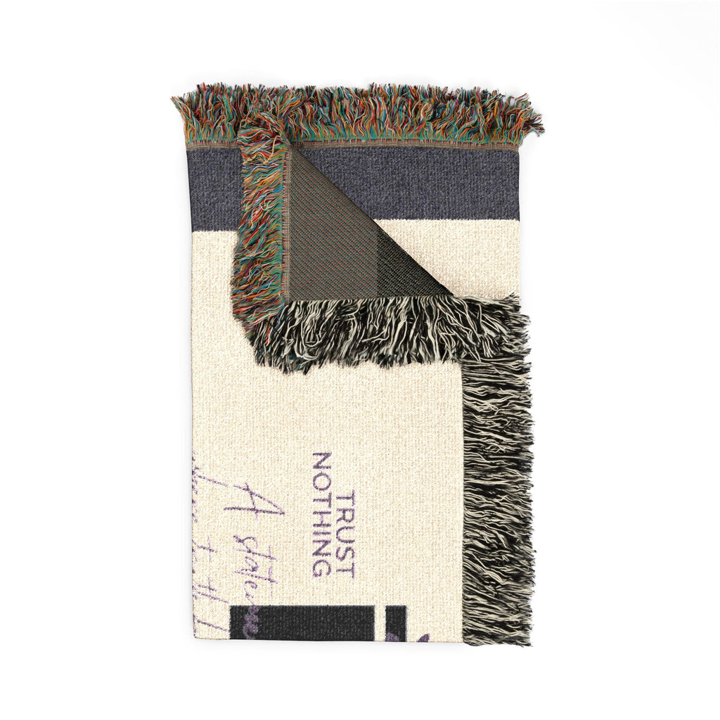 "I’m a Mess" Woven Throw Blanket – Funny Self-Care Cozy Décor